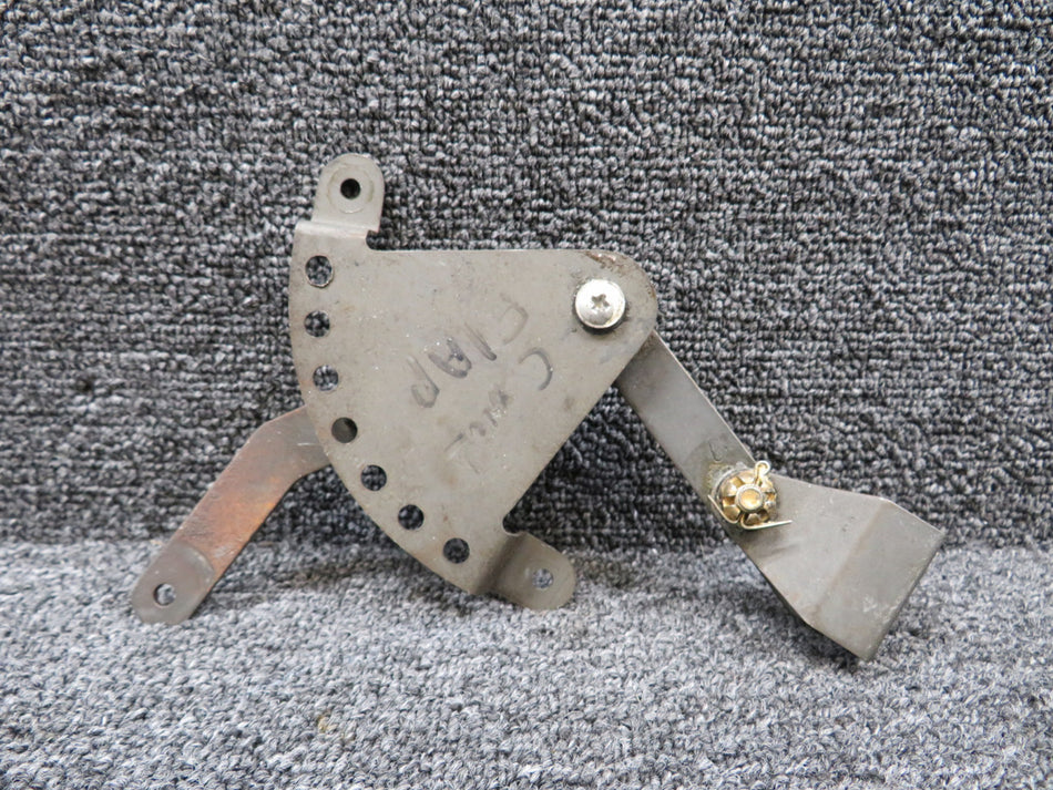 2413104-1 Cessna 172RG Cowl Flap Lever Assembly (Minus Knob)
