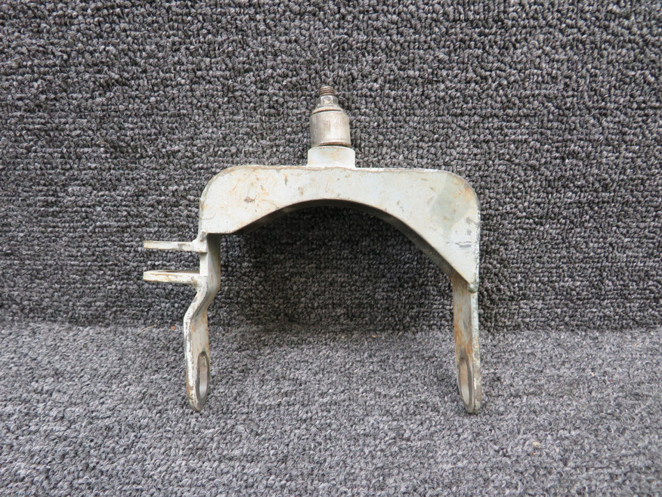2243010-7 (Weu: 2243017-2) Cessna 172RG Nose Gear Bellcrank (Worn Paint)