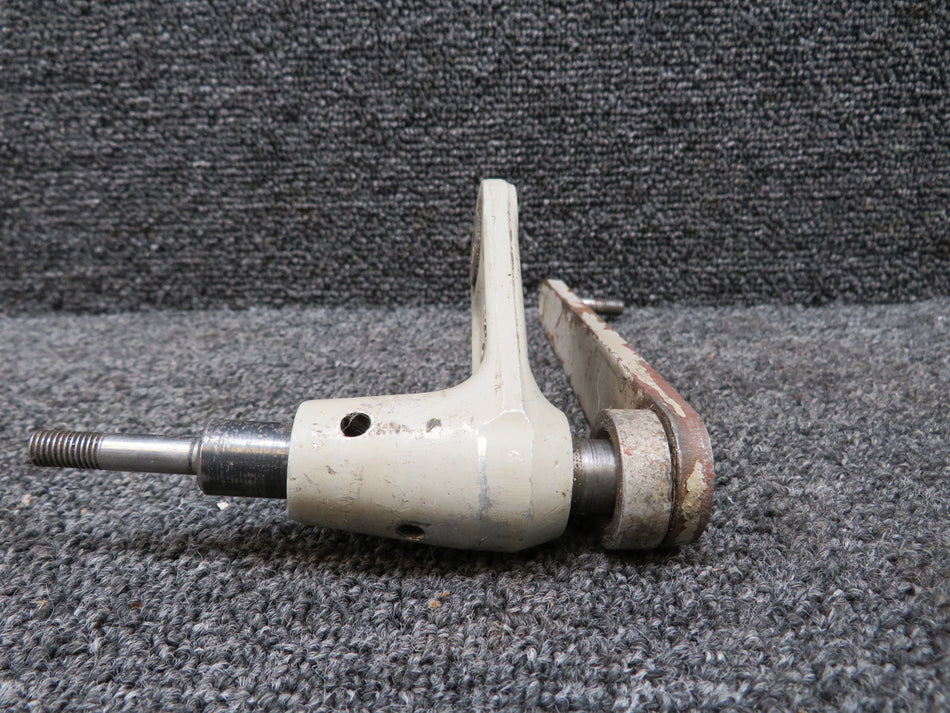 0841105-497 Cessna 310T Landing Gear Door Shaft Actuator Arm