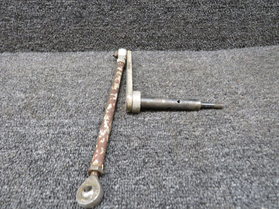 0842560-61 Cessna 310 Landing Gear Door Arm and Link