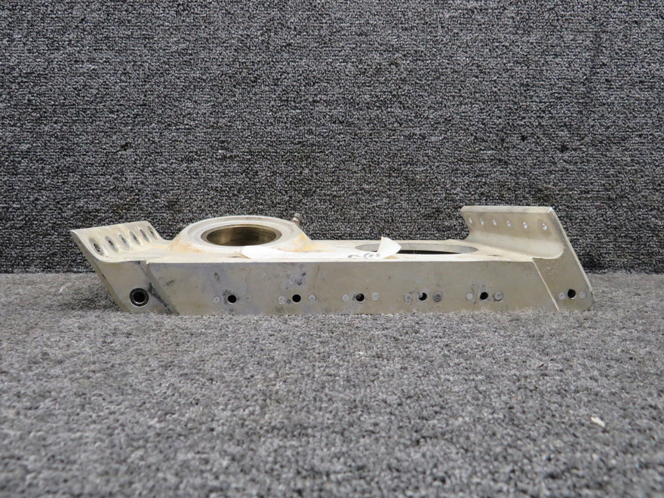 1241607-30 Cessna 172RG Main Landing Gear Inboard Support Assembly RH