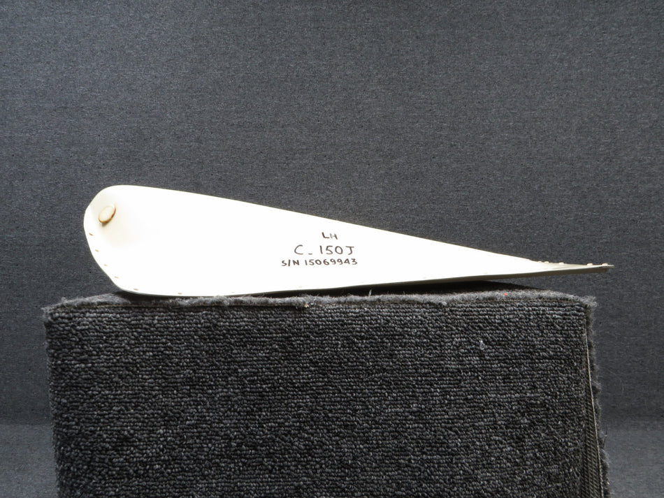 0426901-15 Cessna C-150J Flap Assembly LH (Minor Dents)
