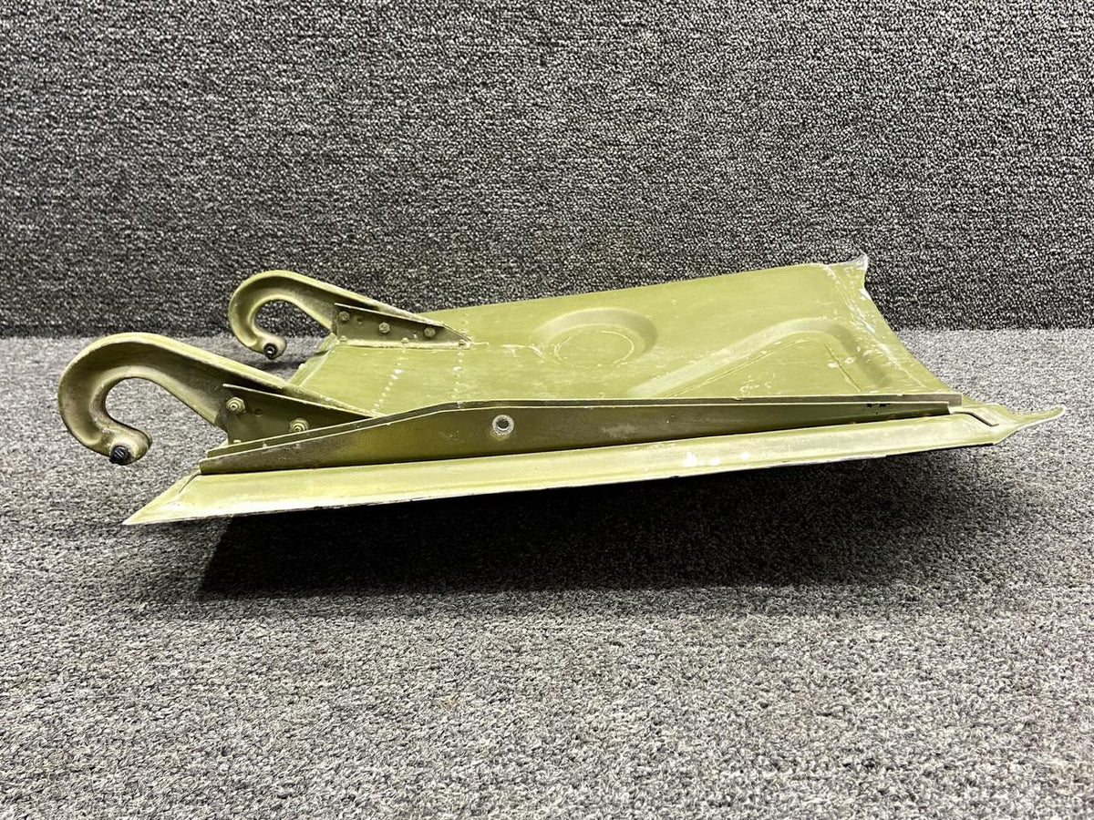 Cessna Aircraft Parts 5027000-5, 0826005-4 Cessna 421B Inboard Main Gear Door Structure LH w Hinges