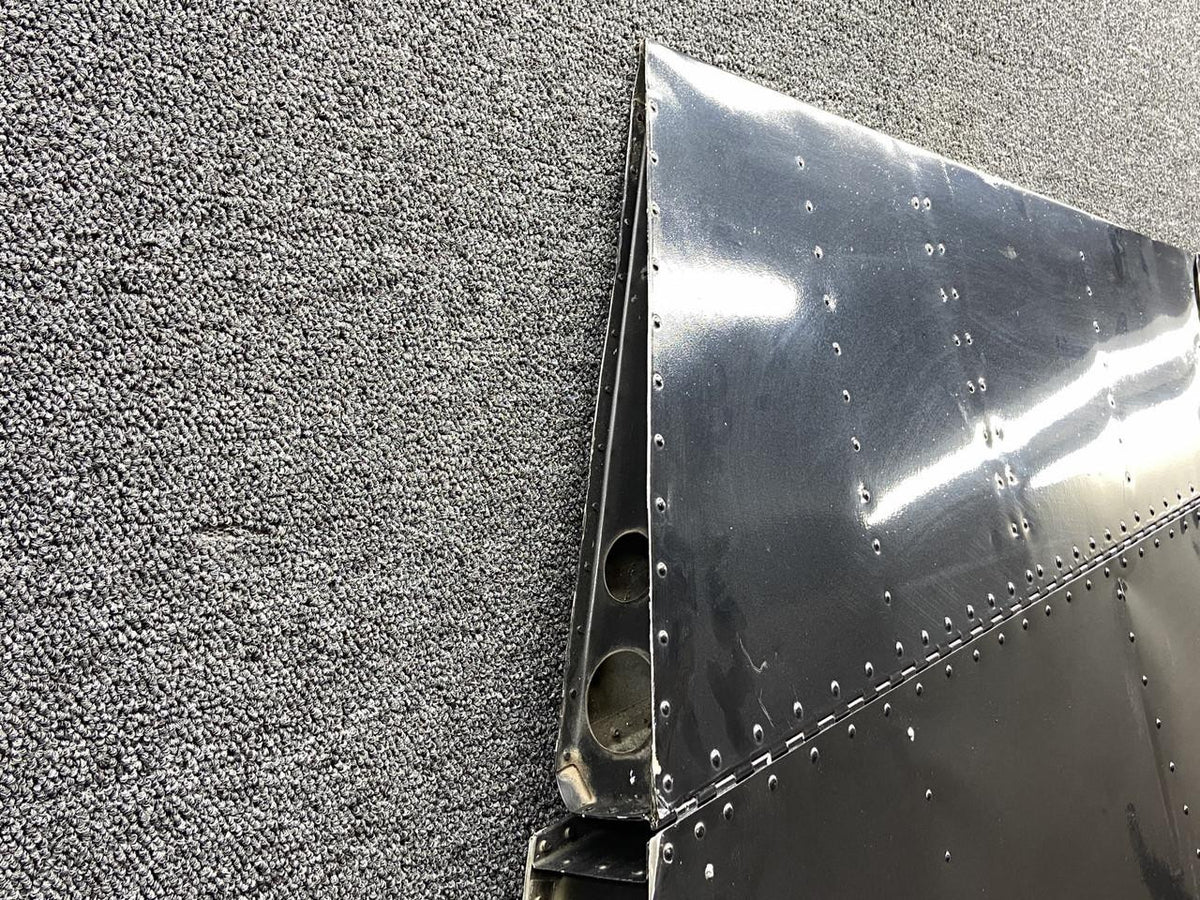 Cessna Aircraft Parts 5133000-200, 5133015-1 Cessna 421B Rudder Assembly w Trim Tab & Cap
