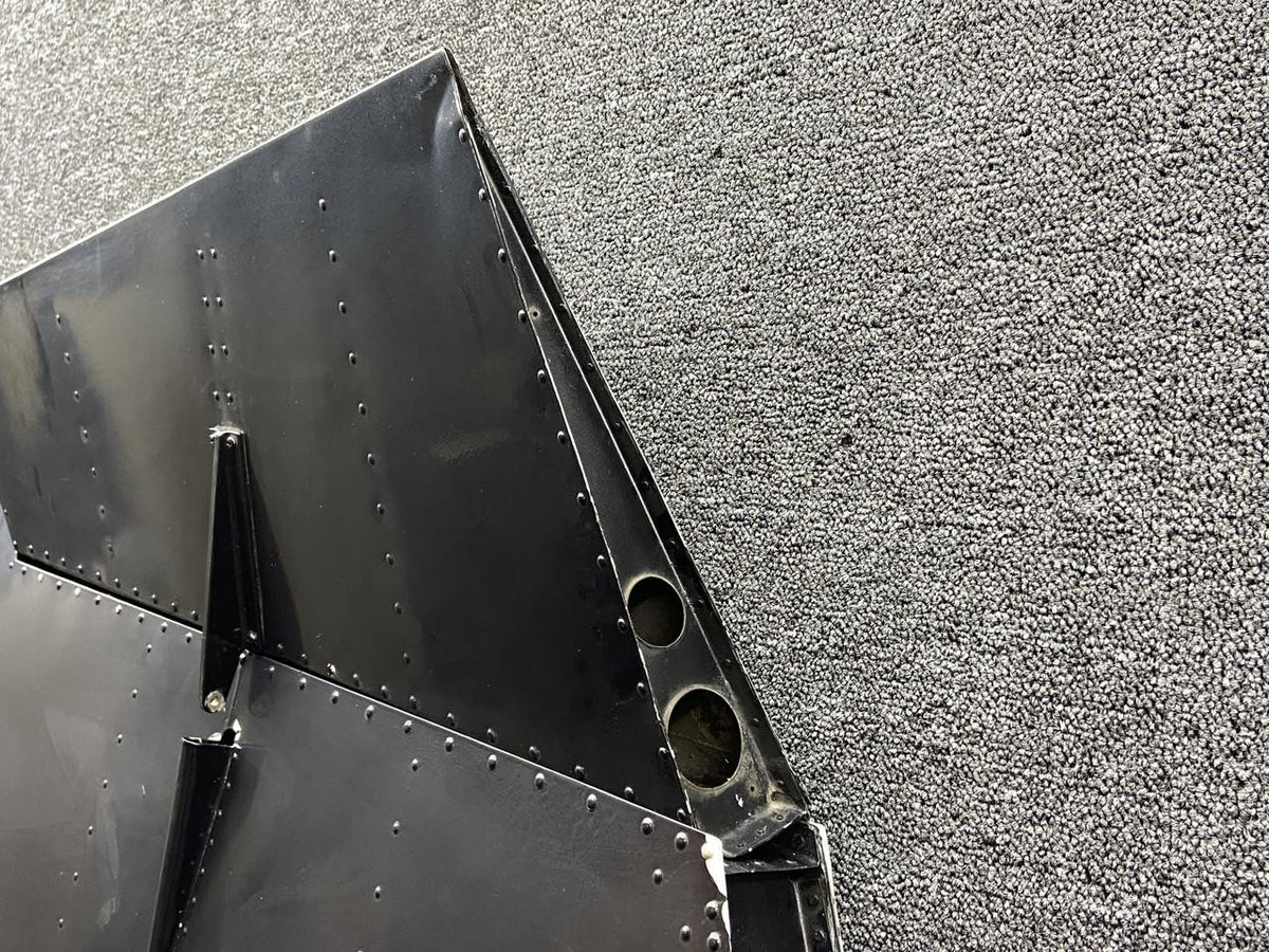 Cessna Aircraft Parts 5133000-200, 5133015-1 Cessna 421B Rudder Assembly w Trim Tab & Cap