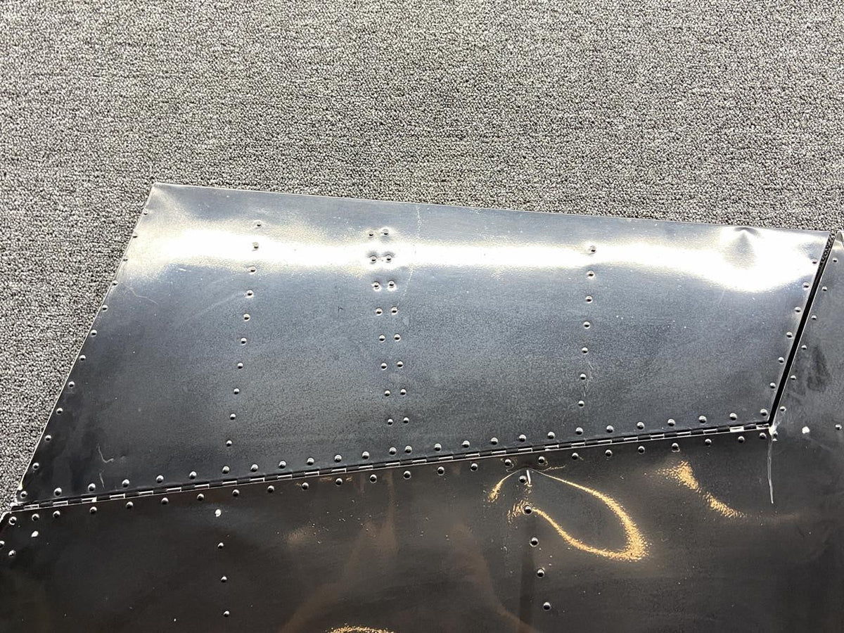 Cessna Aircraft Parts 5133000-200, 5133015-1 Cessna 421B Rudder Assembly w Trim Tab & Cap