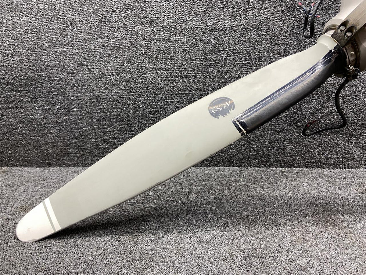 McCauley 3AF37C516 McCauley Three Blade Propeller Assembly LH w Logs