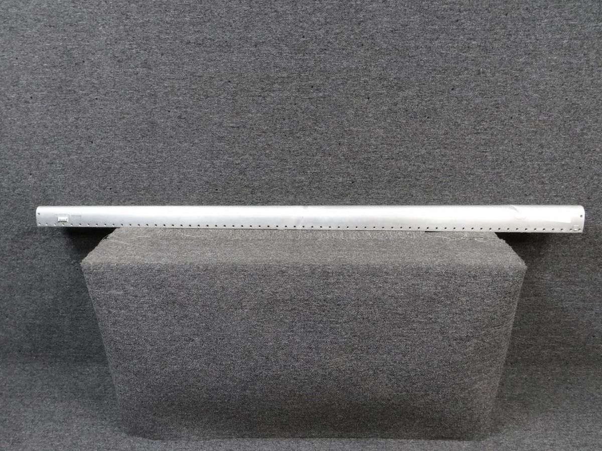 Cessna Aircraft Parts 6214423-8300 Cessna C-650 Wing Leading Edge Assembly RH
