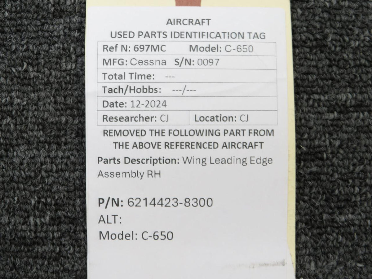 Cessna Aircraft Parts 6214423-8300 Cessna C-650 Wing Leading Edge Assembly RH