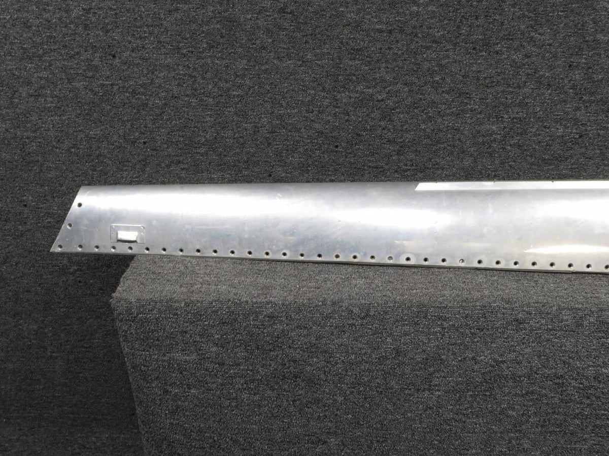 Cessna Aircraft Parts 214423-466 Cessna C-650 Anti-Ice Inboard Wing Leading Edge RH