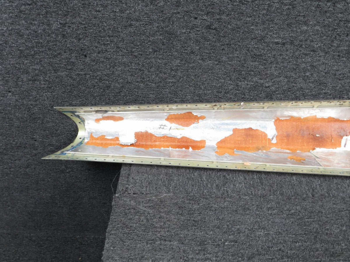 Cessna Aircraft Parts 214423-466 Cessna C-650 Anti-Ice Inboard Wing Leading Edge RH