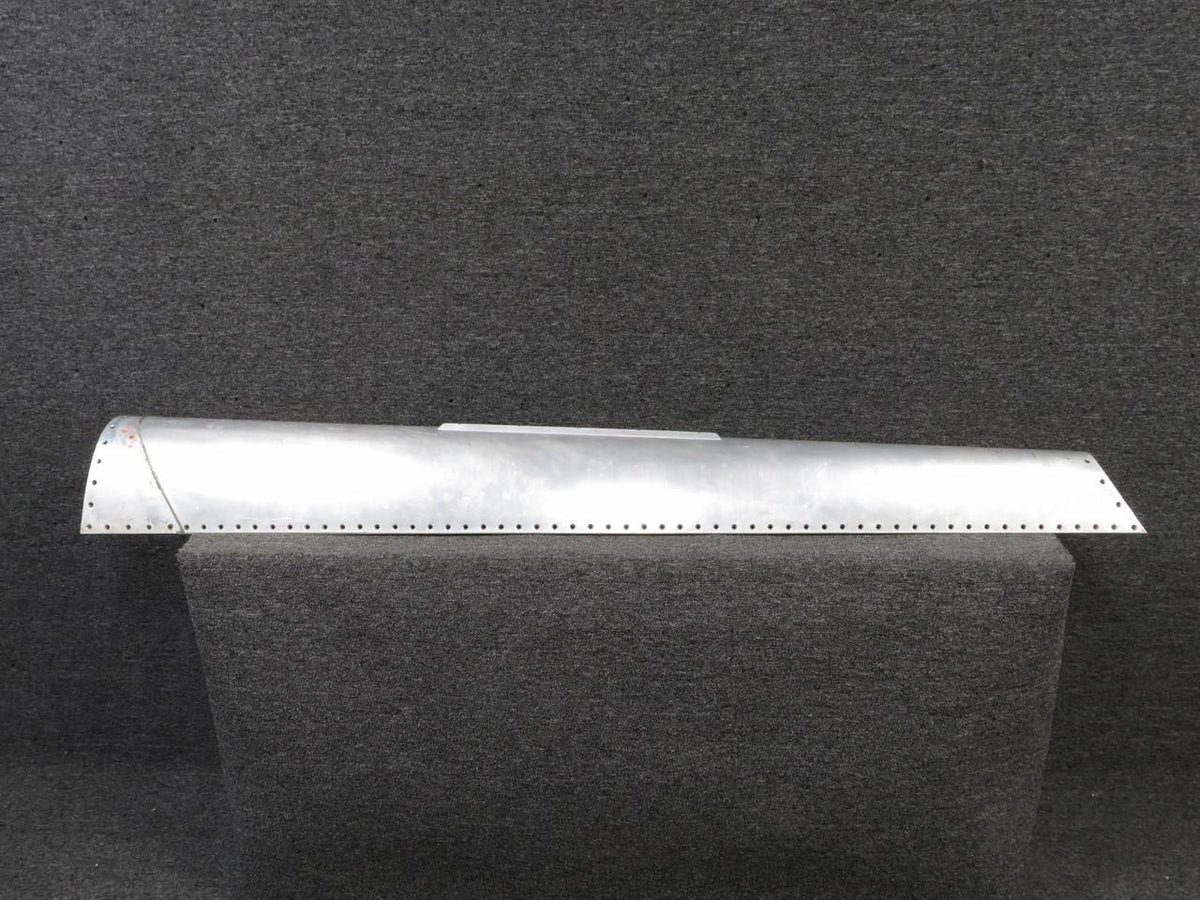 Cessna Aircraft Parts 214423-466 Cessna C-650 Anti-Ice Inboard Wing Leading Edge RH