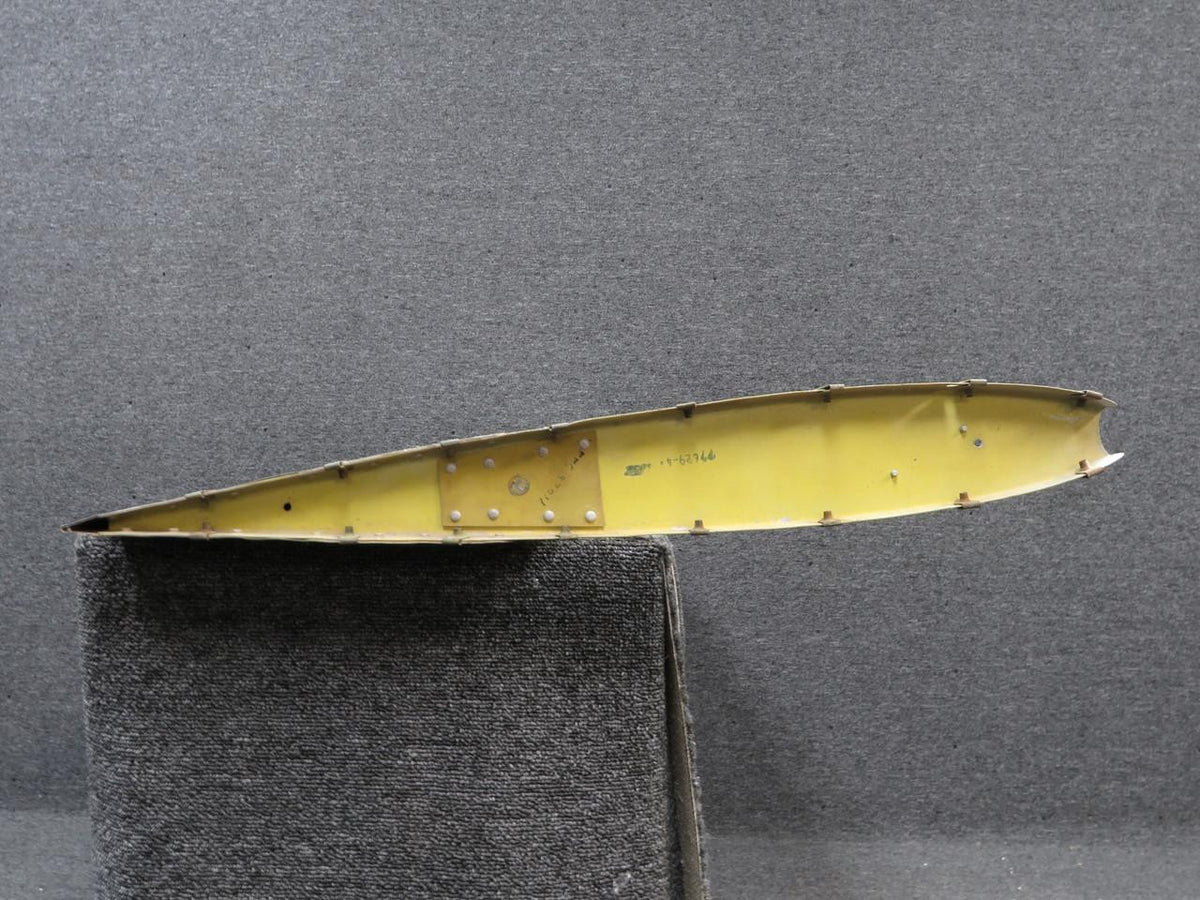 Piper Aircraft Parts 77618-2 Piper Tomahawk PA38-112 Elevator Assembly LH (Minor Scratches)