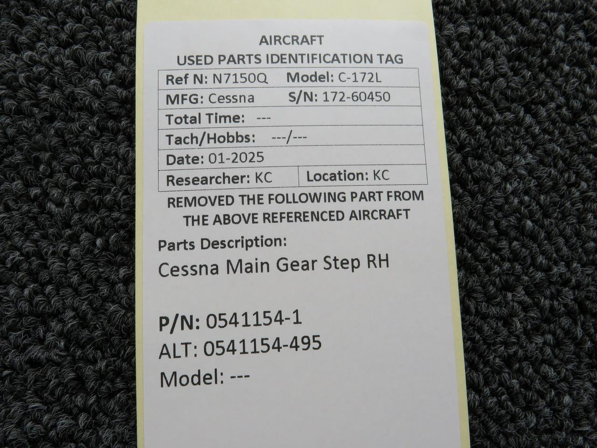Cessna Aircraft Parts 0541154-1 (Cast: 0541154-495) Cessna Main Gear Step RH
