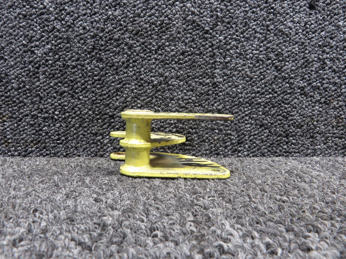 LearJet 2348041-2 Learjet Main Landing Gear Uplatch Bracket RH