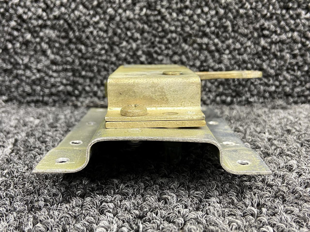 Airborne 1M2-3 (Alt: 5015104-3) Airborne Fuel Selector Assembly LH (Minus Knob)