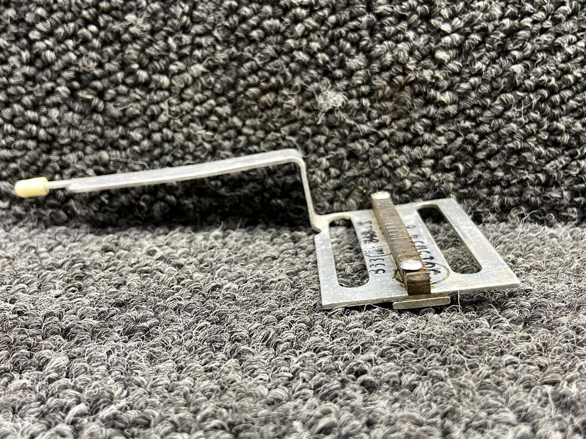 Cessna Aircraft Parts 5015054-8, 5015058-2 Cessna 414 Aileron Trim Pointer Support with Gear Block