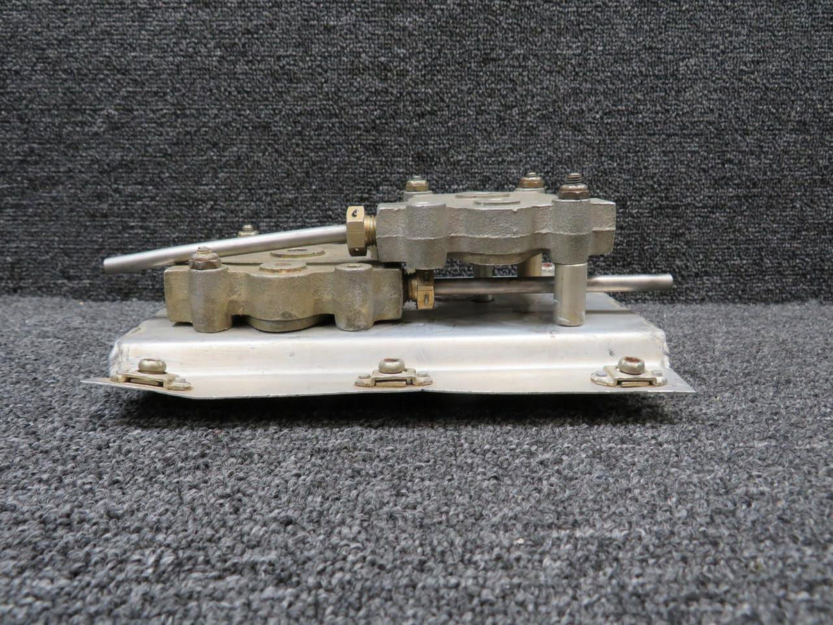 Beechcraft Parts 60-924014-21 Beechcraft Fuel Selector Valve Assembly