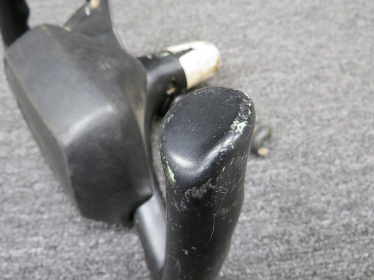 Cessna Aircraft Parts 1767078-2 Cessna 177RG Control Wheel with Switch (Minus Control Tube) (Damaged)