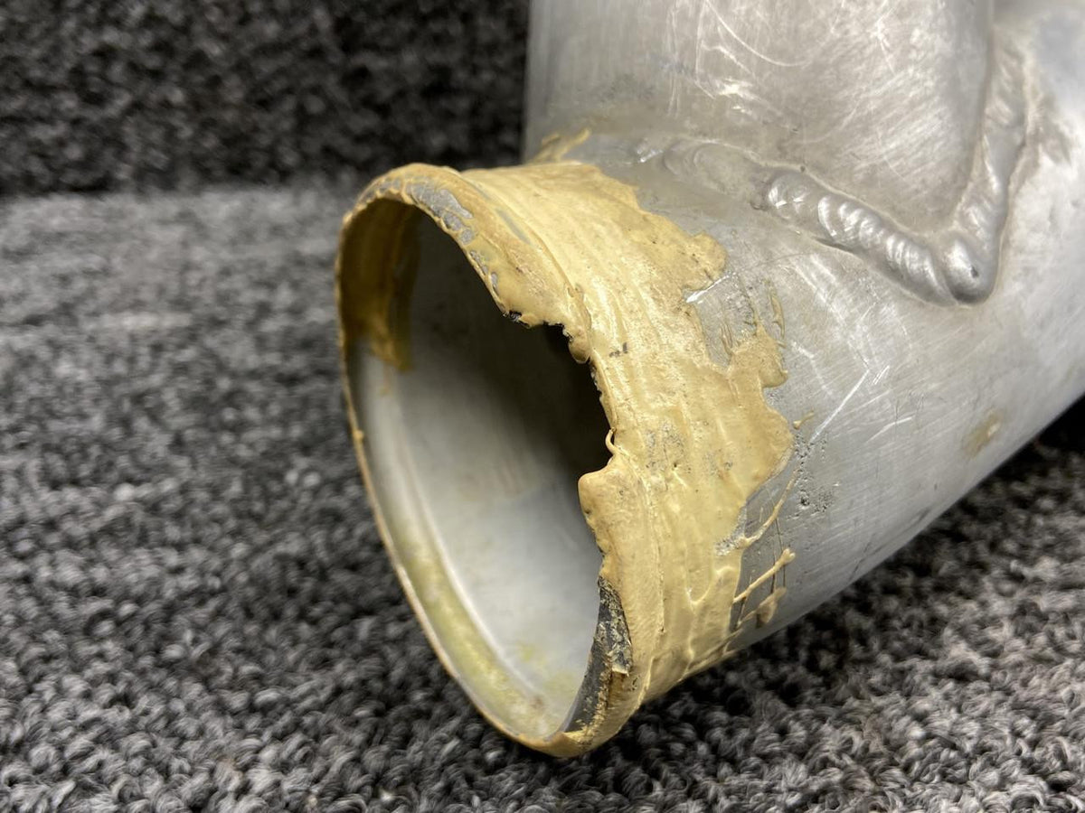 Cessna Aircraft Parts 5117258-12, A33D89 Cessna 414 Cabin Pressurization Duct RH w Valve