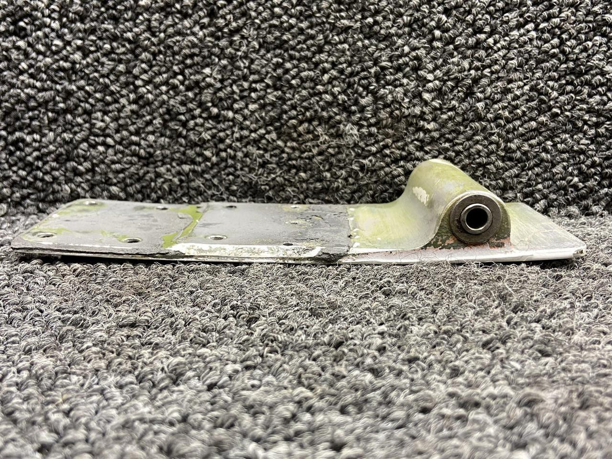Cessna Aircraft Parts 5111515-12 (Use: 5111515-201) Cessna 414 Cabin Door Hinge (Forward or Aft)