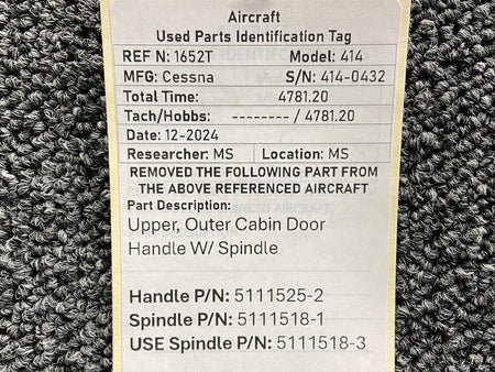Cessna Aircraft Parts 5111525-2, 5111518-1 Cessna 414 Upper, Outer Cabin Door Handle with Spindle