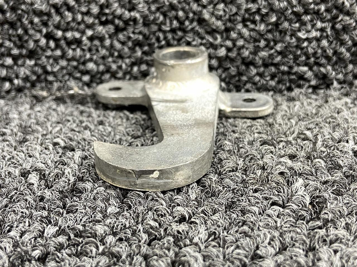 Cessna Aircraft Parts 5111517-5 (Use: 5111517-9) Cessna 414 Upper Cabin Door Latch Bellcrank