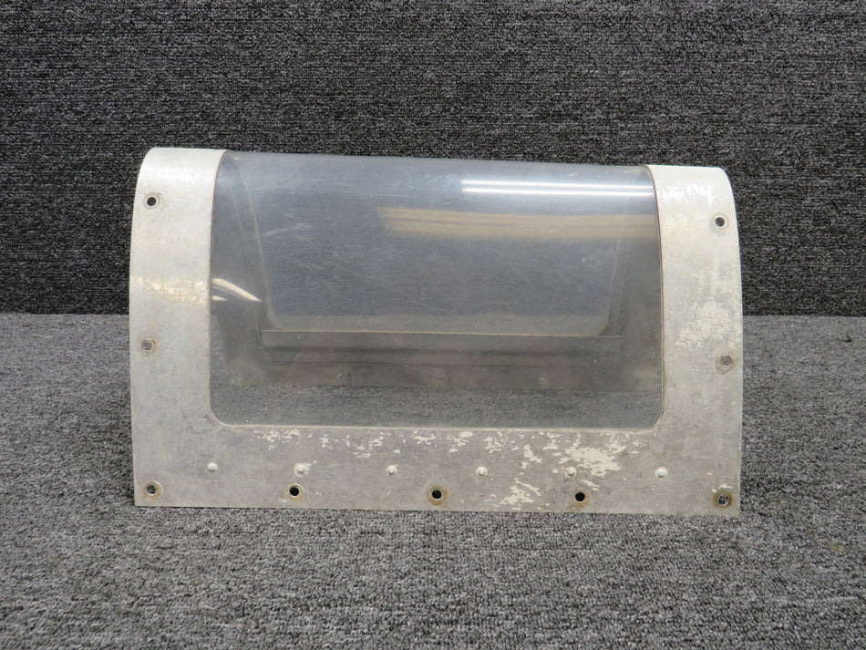 0523115 Cessna Landing Light Window Assembly (Worn Retainer, Cracked Plexiglass)