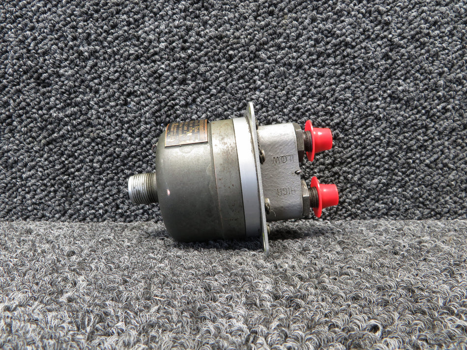 42D164 Custom Component Differential Pressure Switch (Volt: 28) (Amps: 2)