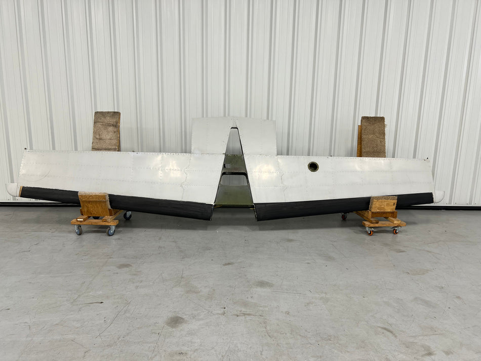 5032000-17 (Fso: 5032000-24) Cessna 421B Horizontal Stabilizer (Hail Damage)