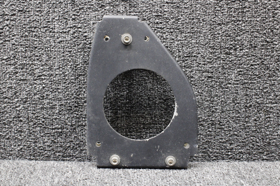 RD-6005-R, RD-6006-R Piper PA28-181 Wing Tip Light Retainer LH (Aftermarket)