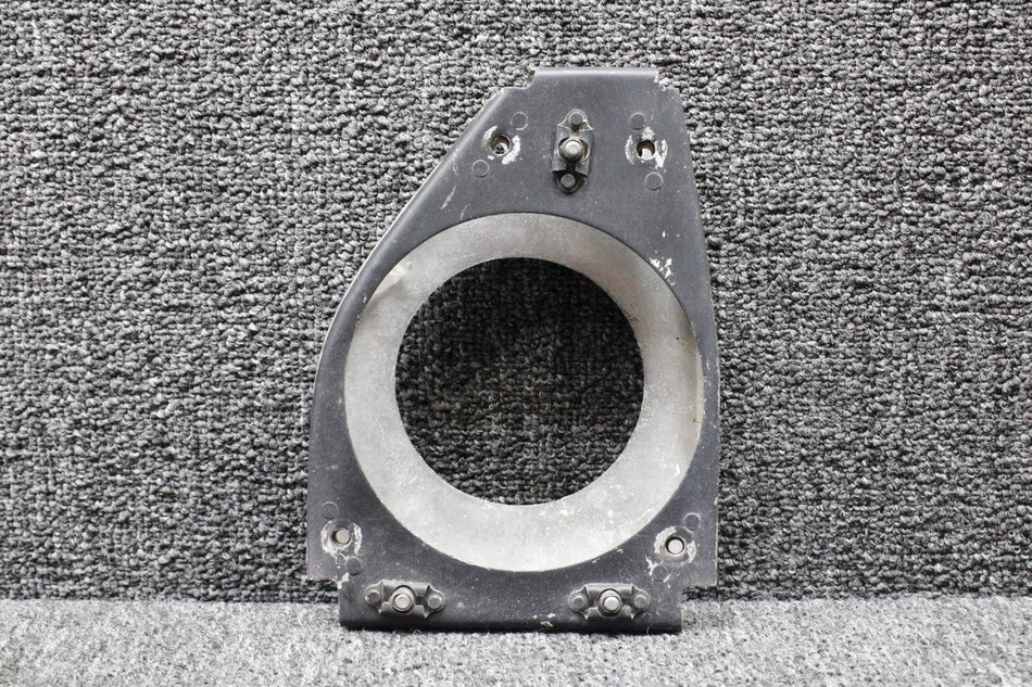 RD-6005-R, RD-6006-R Piper PA28-181 Wing Tip Light Retainer LH (Aftermarket)