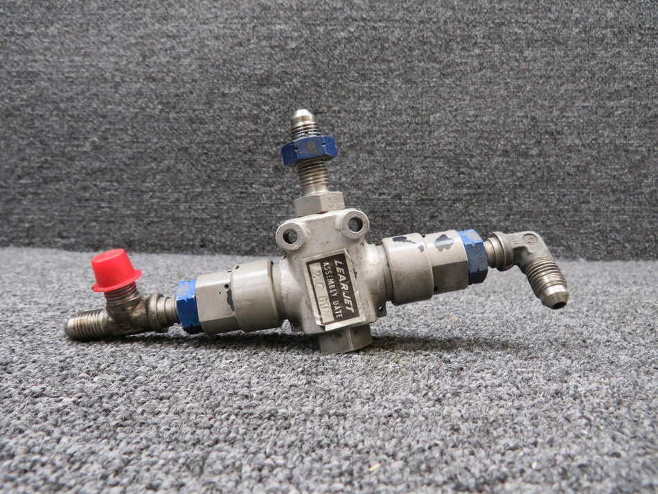 10970-4 (Alt: AN6277-4) Kenyon Hydraulic Shuttle Valve (Cracked Housing)