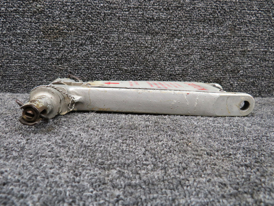 016A-39263-011 (Cast: 016A-39263-3) Beechcraft Link (Worn)