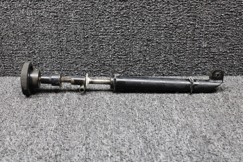 62829-005, 62838-000 Piper PA32-301T Rudder Trim Shaft and Knob Assembly