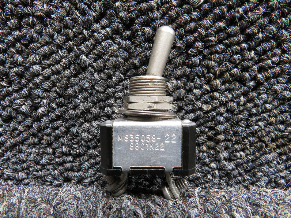 MS35058-22 (Alt: 8801K22) Eaton Maintained Toggle Switch