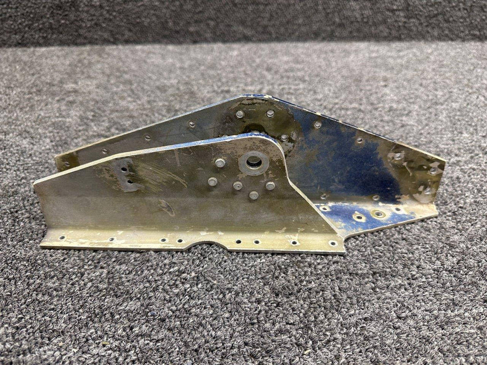 2213010-1 Cessna R182 Nose Gear Trunnion Support LH