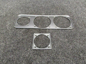 0713208-2 Cessna 182D Escutcheon