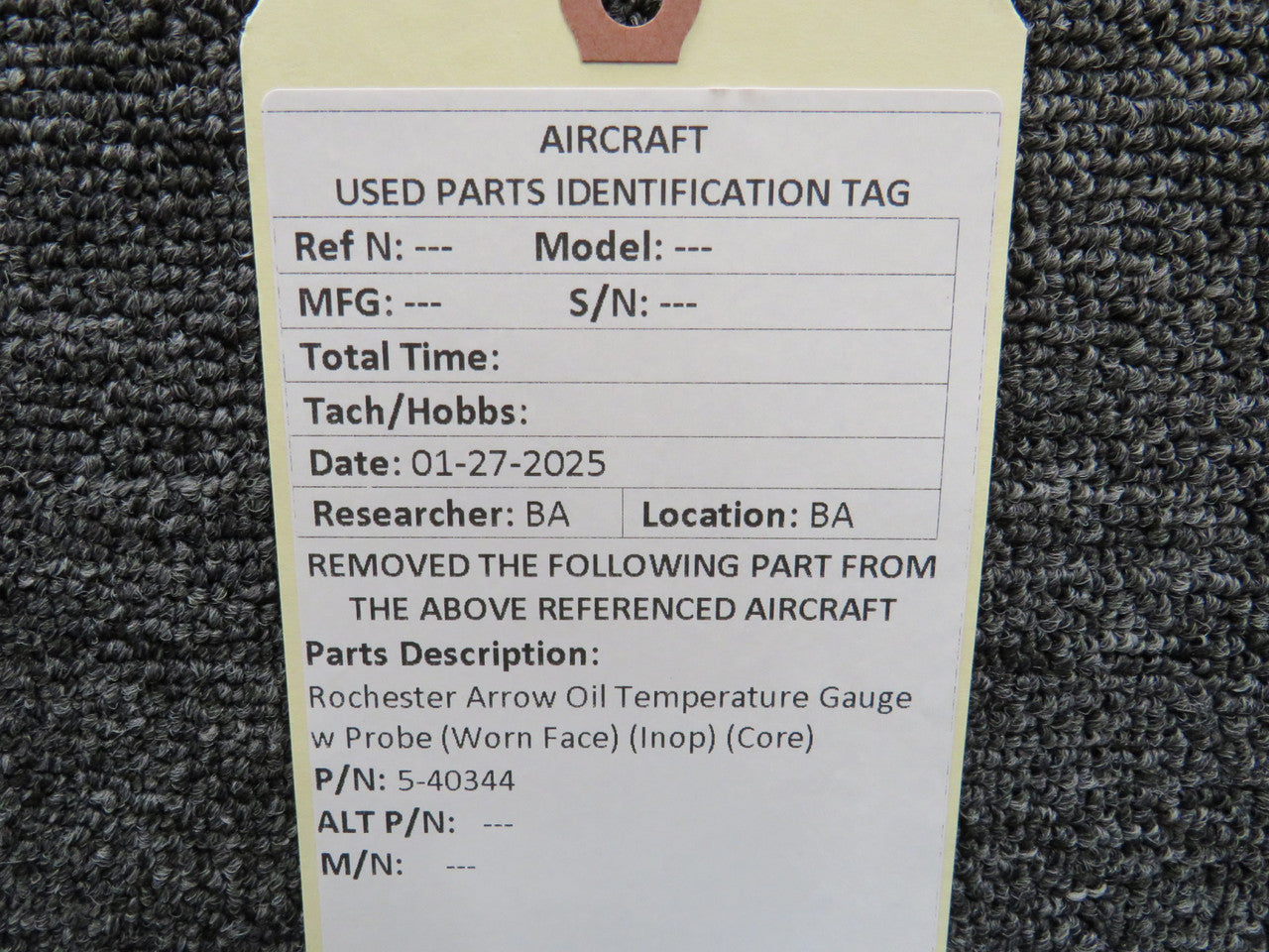5-40344 Rochester Arrow Oil Temperature Gauge w Probe (Worn Face
