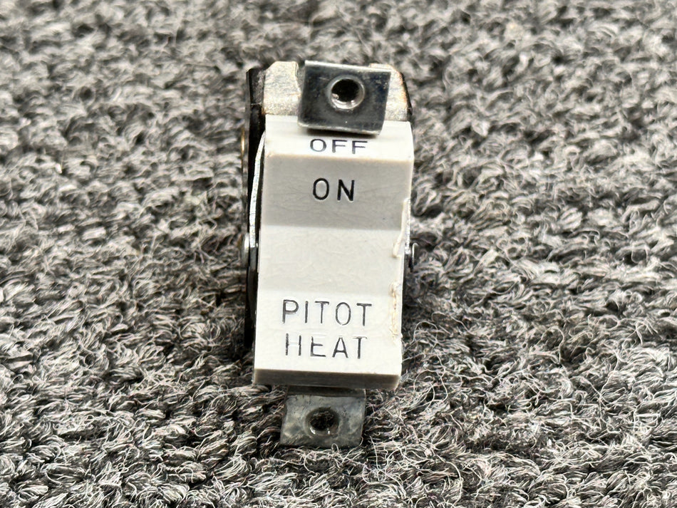 99377-004 Carling Pitot Heat Rocker Switch