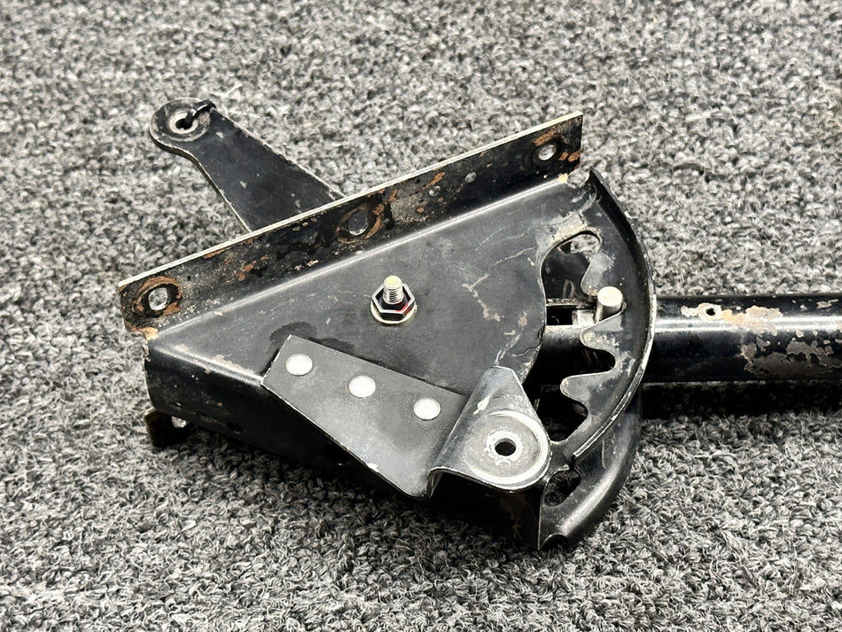 62706-007, 63782-004 Piper PA32R-301T Flap Handle Lever Assembly with Bracket