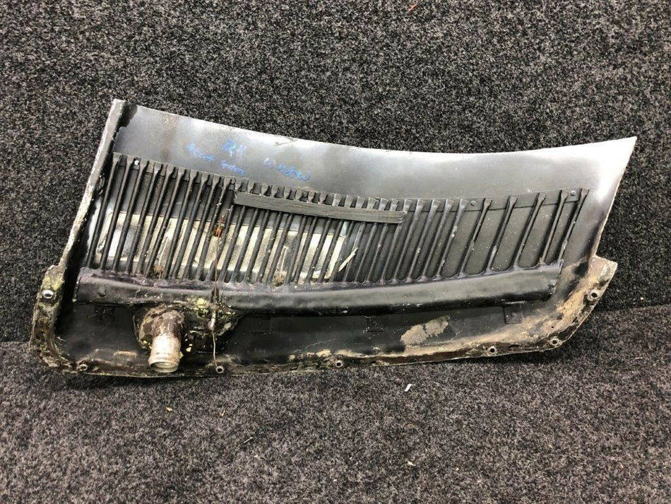 5514122-4 (Use: 5514122-784) Cessna Citation 500 Nozzle Windshield De-Ice RH