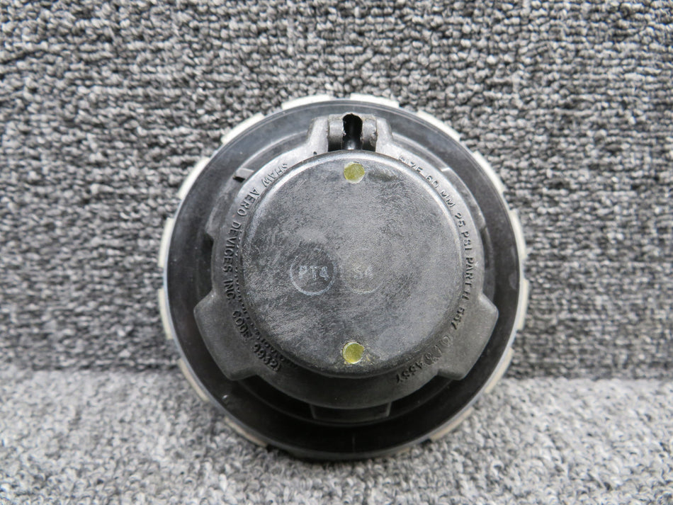 557-018 Shaw Aero Fuel Cap Assembly (Vented) (Vent Cap Damaged)