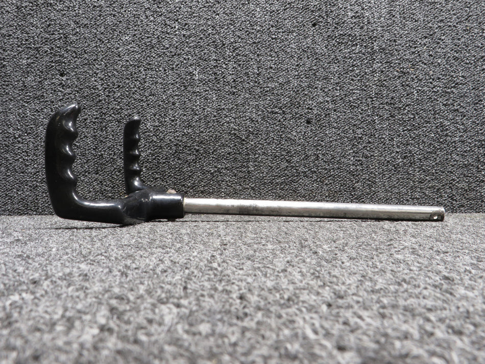 35601 Aero Commander 100-150 Control Wheel L: 11.94”, D: 3/4”) (Worn)