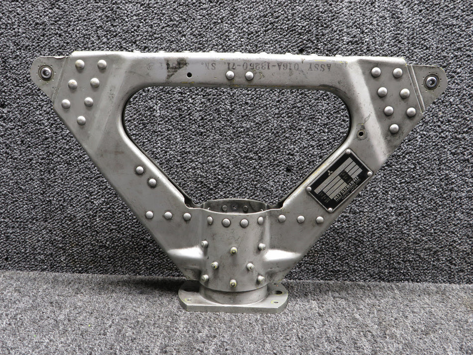 016A-13250-81 Mitsubishi MU2B60 Engine Mounting Assembly