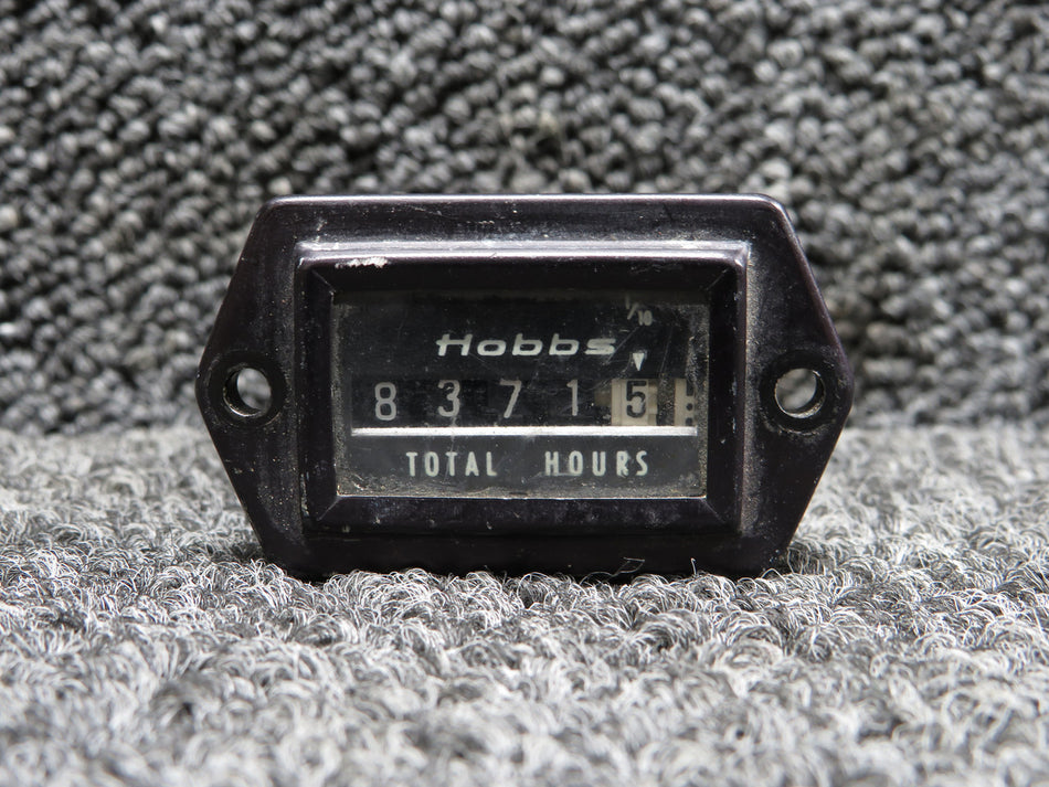 51006 Hobbs Total Hours Indicator (Hours: 8371.5)