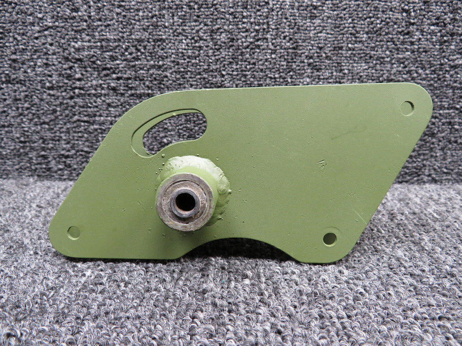 0523223 (Use: 0422430-1) Cessna 210 Aileron Bellcrank Assembly LH (Zinc)