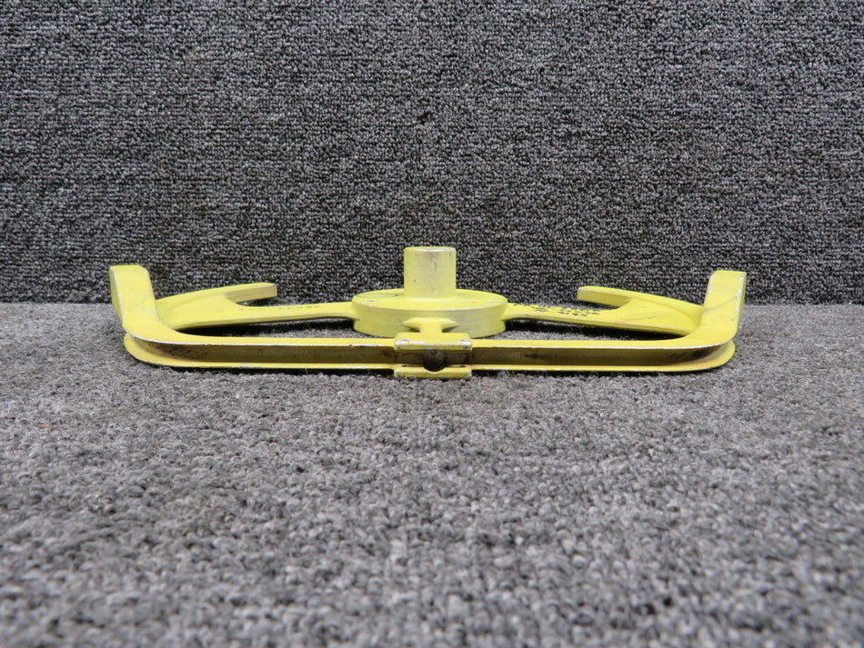65715-004 Piper PA28R-200 Lower Tail Fairing, Cracked Paint