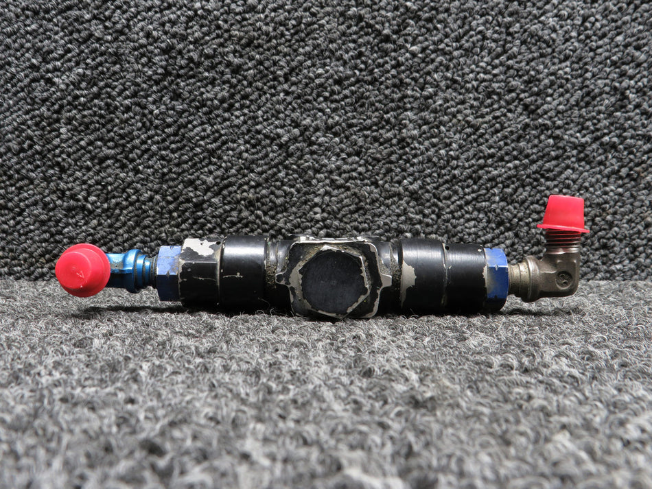 2380014-3 Learjet 24B Type OIL-MIL-H-5606 Hydraulic Shuttle Valve