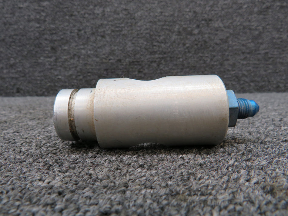 1241613-1 Cessna Main Landing Gear Line Plug